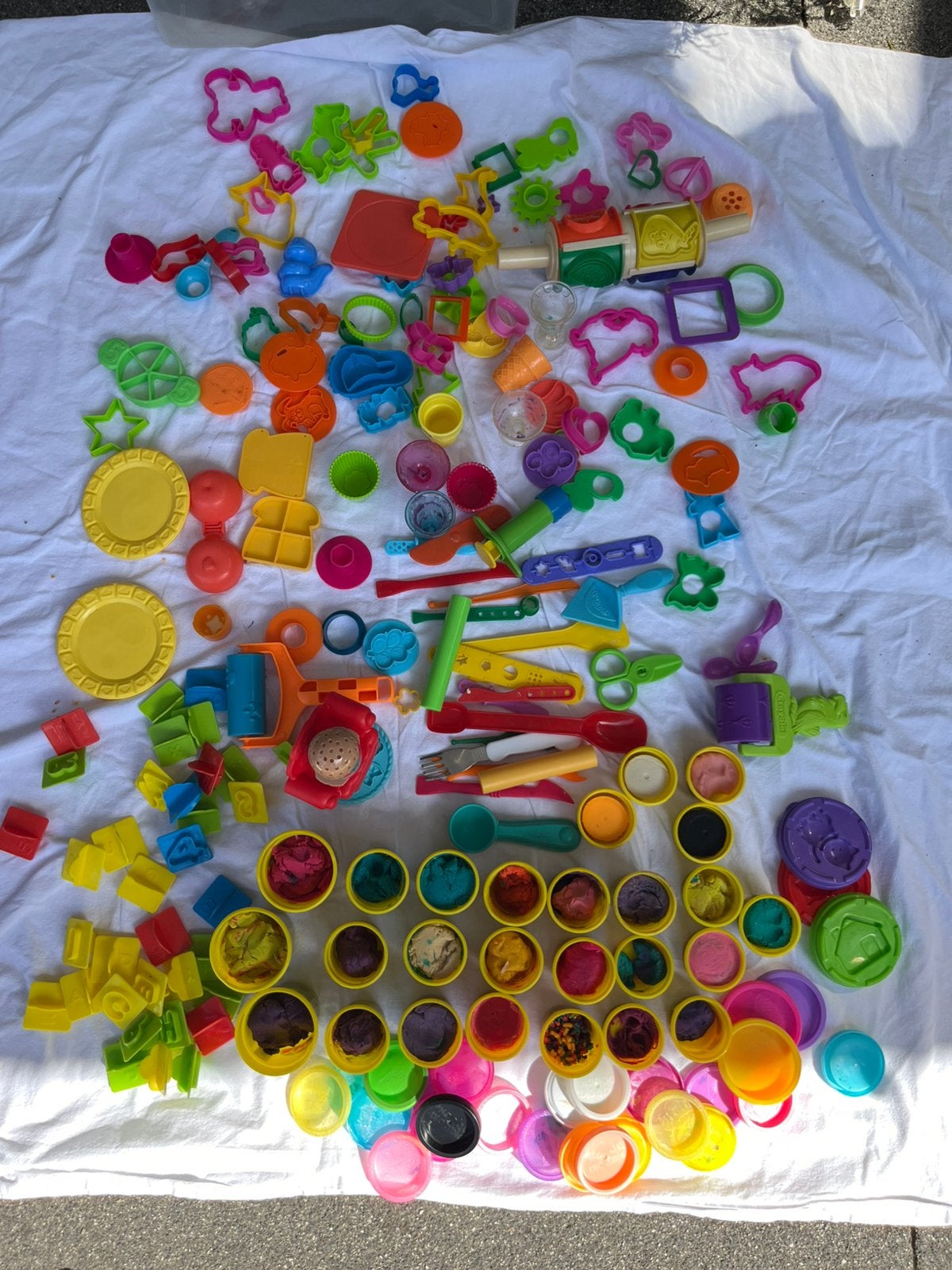 Heel veel kleine spulletjes play-doh, Ophalen of Verzenden, Gebruikt