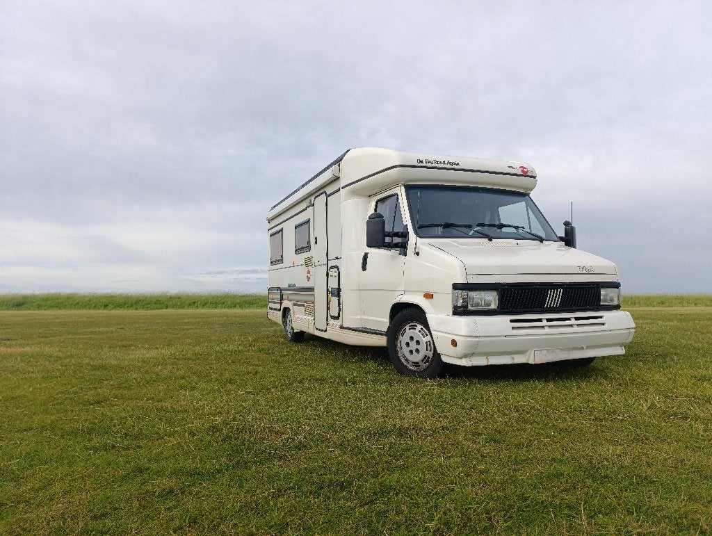 Toffe offgrid Camper Fiat Ducato met de sterke 2.5l motor ui, Caravans en Kamperen, Campers, Reservewiel, Ringverwarming, Fiat