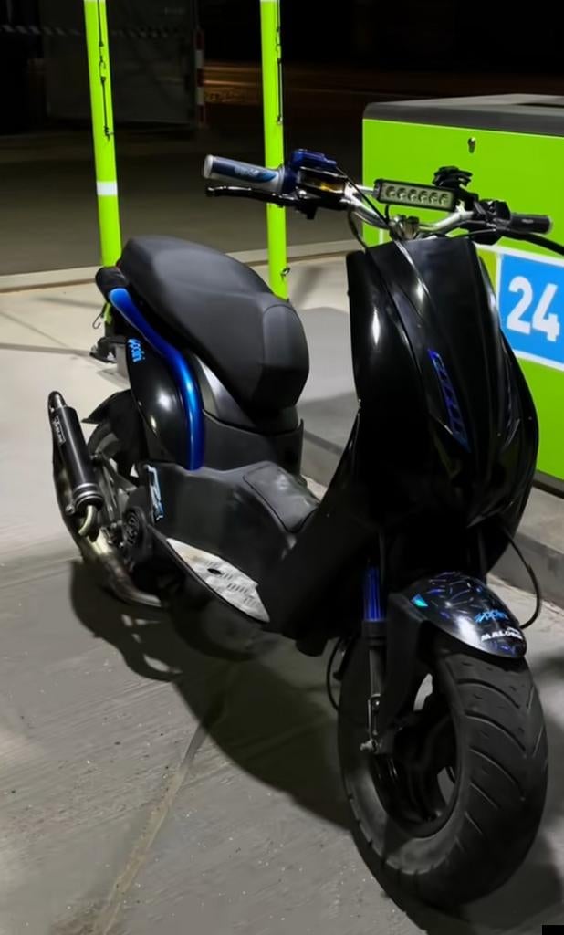 Scooter gezocht alles kan 300 max geel kenteken, Ophalen of Verzenden, Benzine, Overige modellen