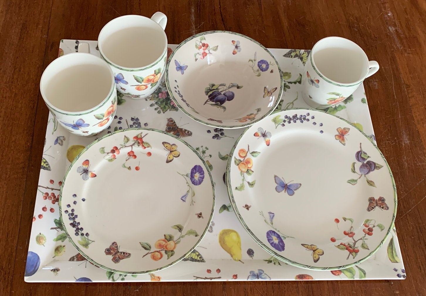 Fruit & Flowers servies, Ophalen