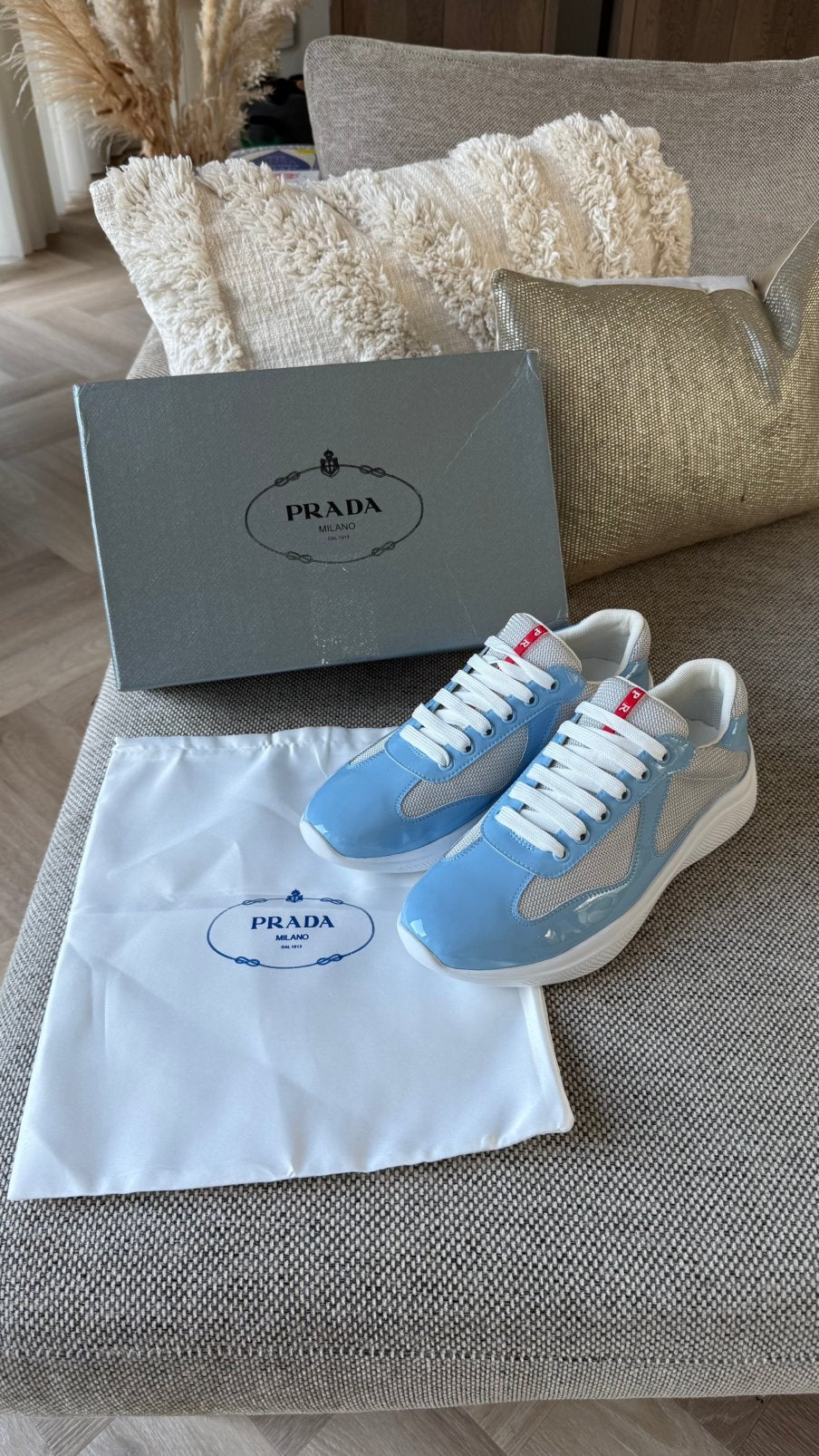 Prada Cups Baby blauw maat 43, Ophalen of Verzenden, Zo goed als nieuw, Blauw