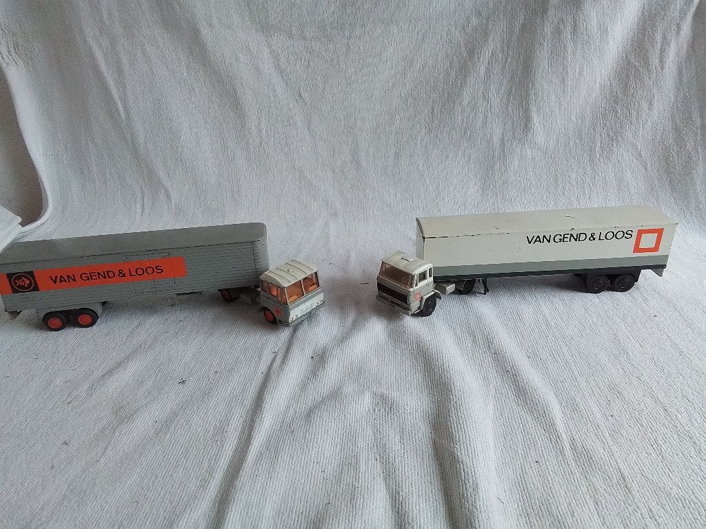 Modelauto, Hobby en Vrije tijd, Modelauto's | 1:43, Ophalen of Verzenden, Zo goed als nieuw, Bus of Vrachtwagen, Overige merken