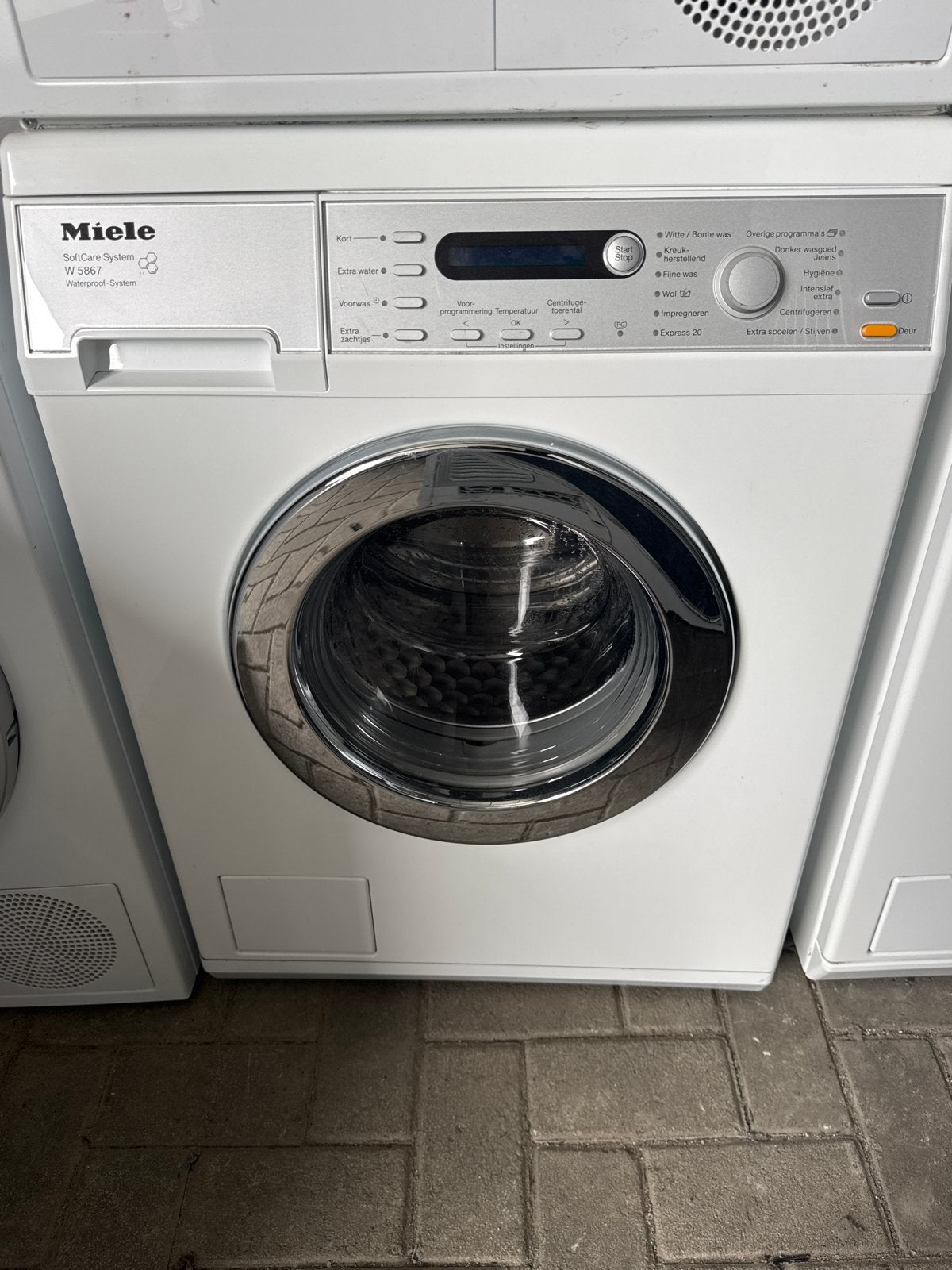 Miele W 5867 SoftCare System Wasmachine, Gebruikt, 8 tot 10 kg, Ophalen of Verzenden, 1600 toeren of meer