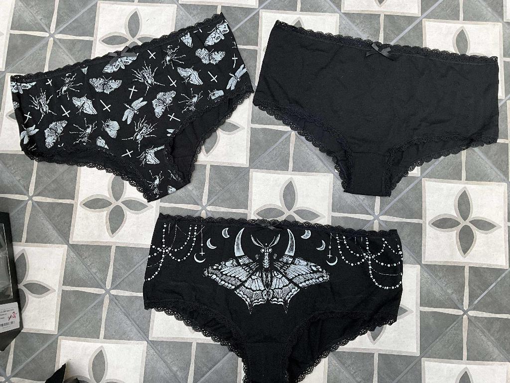 Set van drie slips van Gothicana  Maat XXL  Nieuw in doos, Slip, Zwart, Ophalen of Verzenden, Emmen