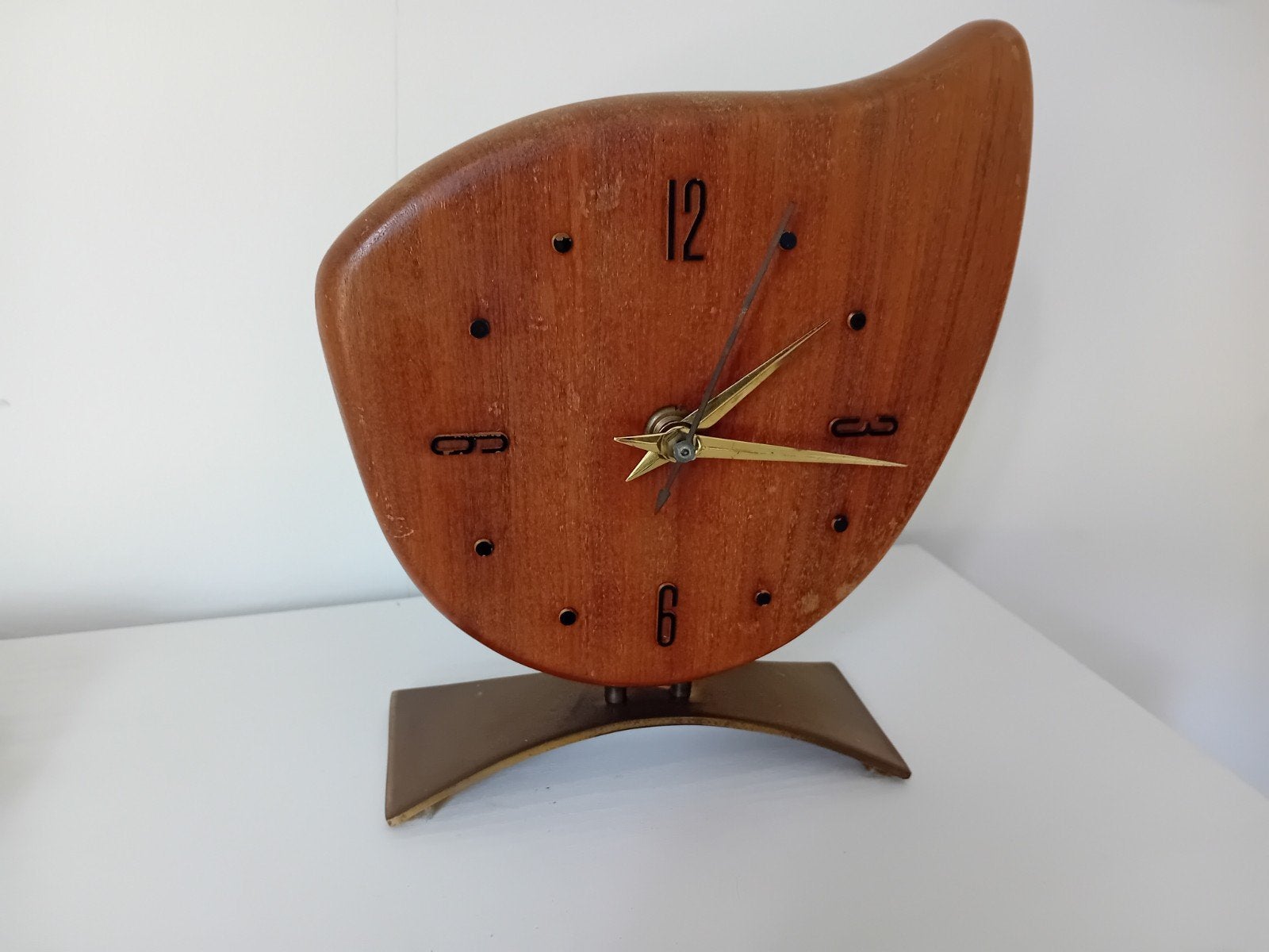 Vintage elektrische tafelklok van teakhout, Ophalen of Verzenden