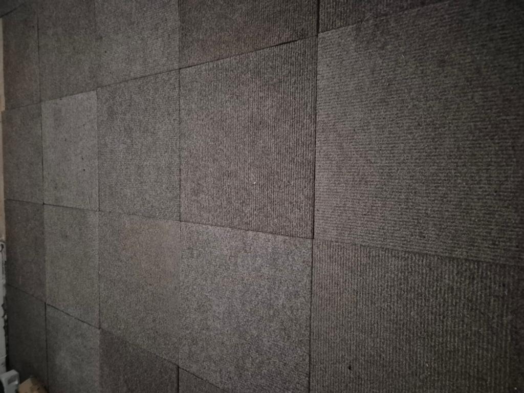 Gebruikte tapijt tegels, Ophalen, Beige