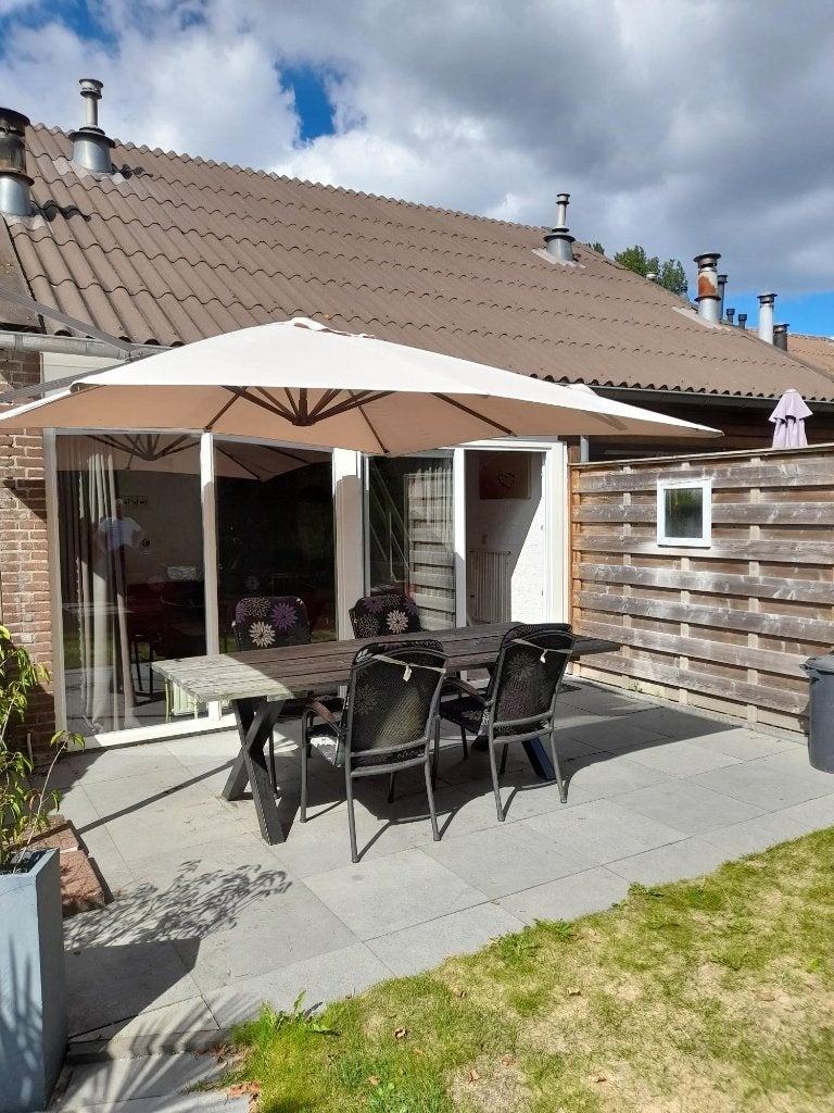Te huur: vakantiewoning (1 sep – 31 mei) te Bruinisse, Huizen en Kamers, Huizen te huur, Direct bij eigenaar, Zeeland, 3 kamers