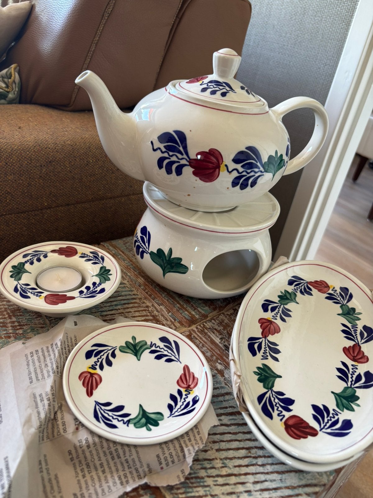 Uitgebreid servies van boerenbont, Huis en Inrichting, Keuken | Servies, Ophalen, Aardewerk, Bord(en)