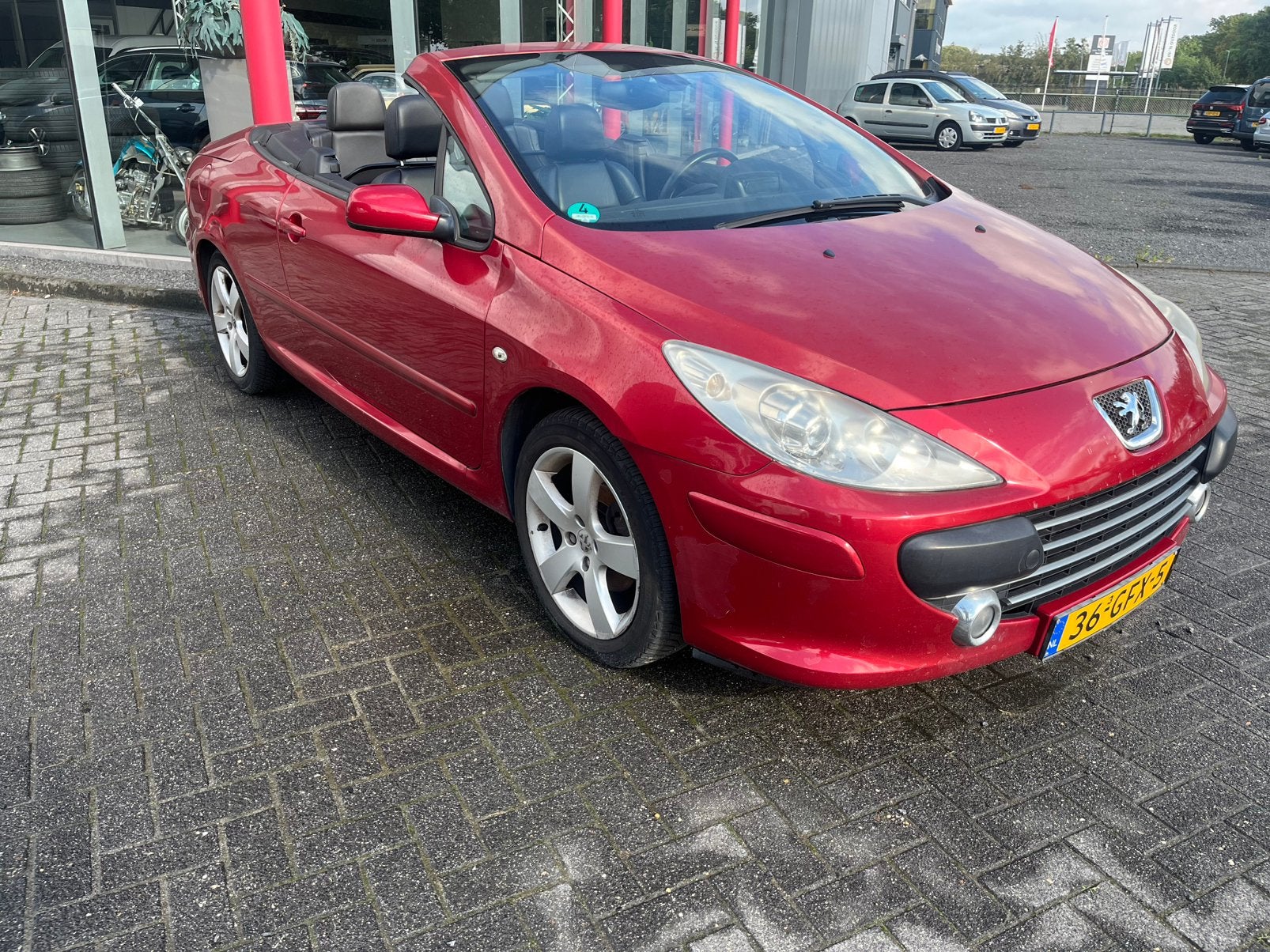 Peugeot 307 2.0 16V CC 2008 Rood HANDEL EXPORT, Voorwielaandrijving, Zwart, 4 cilinders, Cabriolet