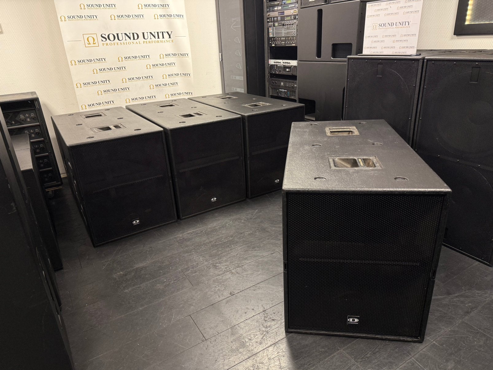 DYNACORD WAVE SYSTEM - V18 PWH, Audio, Tv en Foto, Ophalen, Zo goed als nieuw, Overige merken