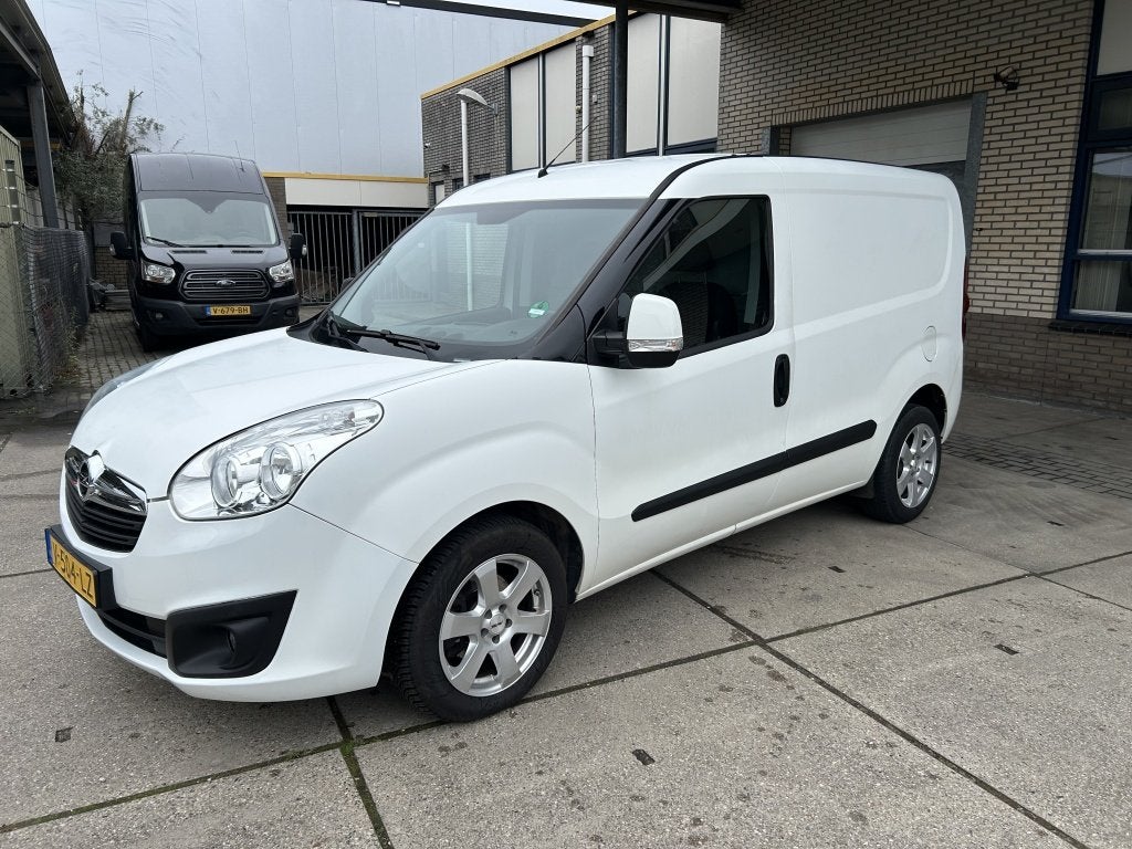 Opel Combo 1.3 CDTi Sport Euro 6 (bj 2018), Stof, Gebruikt, Wit, Origineel Nederlands