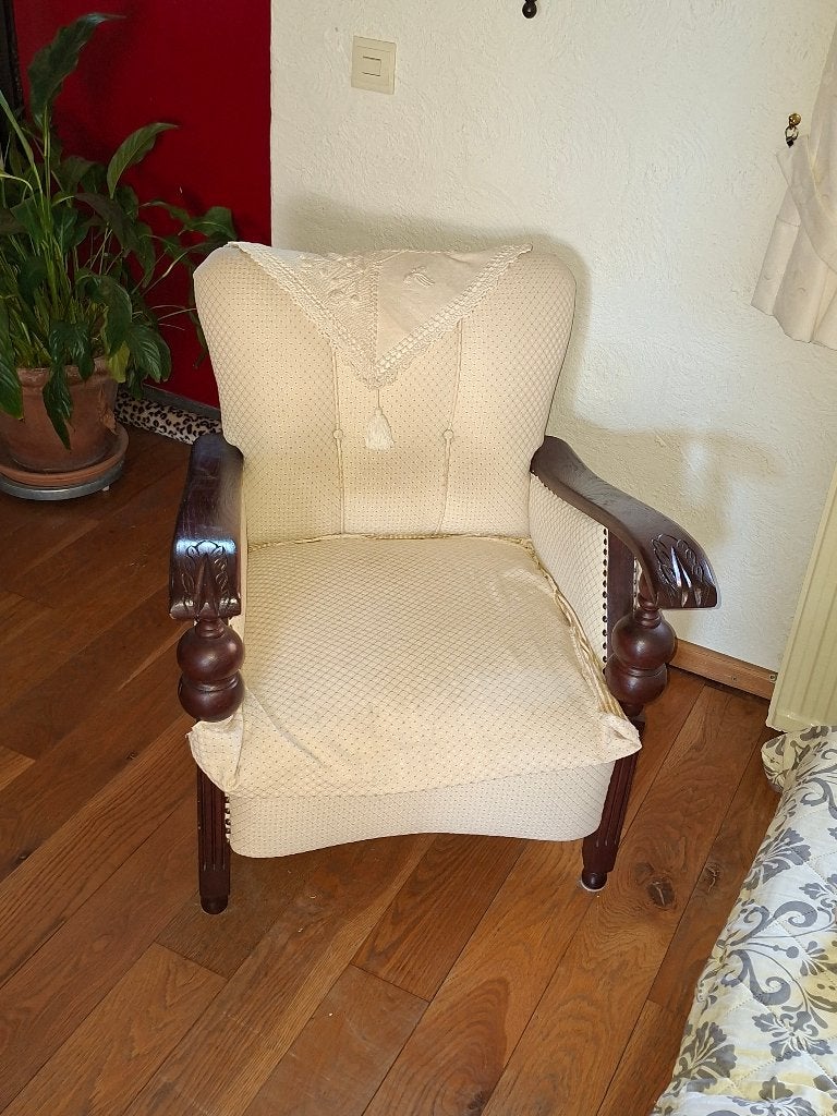 een mooie fauteuil, Minder dan 75 cm, Zo goed als nieuw, 50 tot 75 cm, Hout