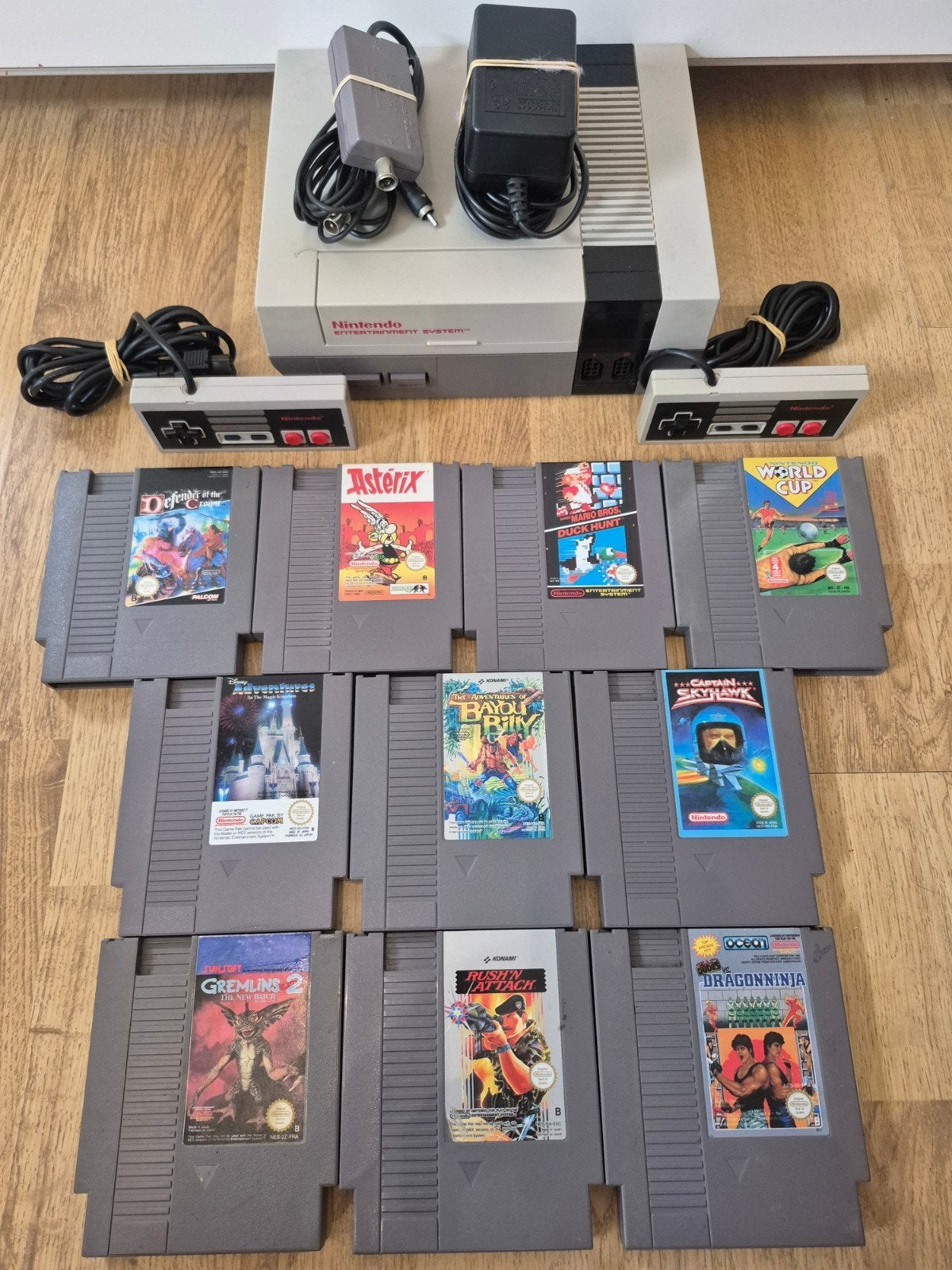 nintendo nes nette console met veel spellen, Ophalen of Verzenden, Gebruikt, Met 2 controllers, Met games