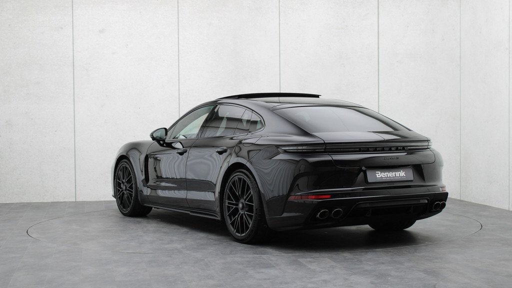 Porsche Panamera 4.0 Turbo S E-Hybrid | Burmester 3D | PCCB, 12 maanden, Gebruikt, 4 stoelen, Zwart