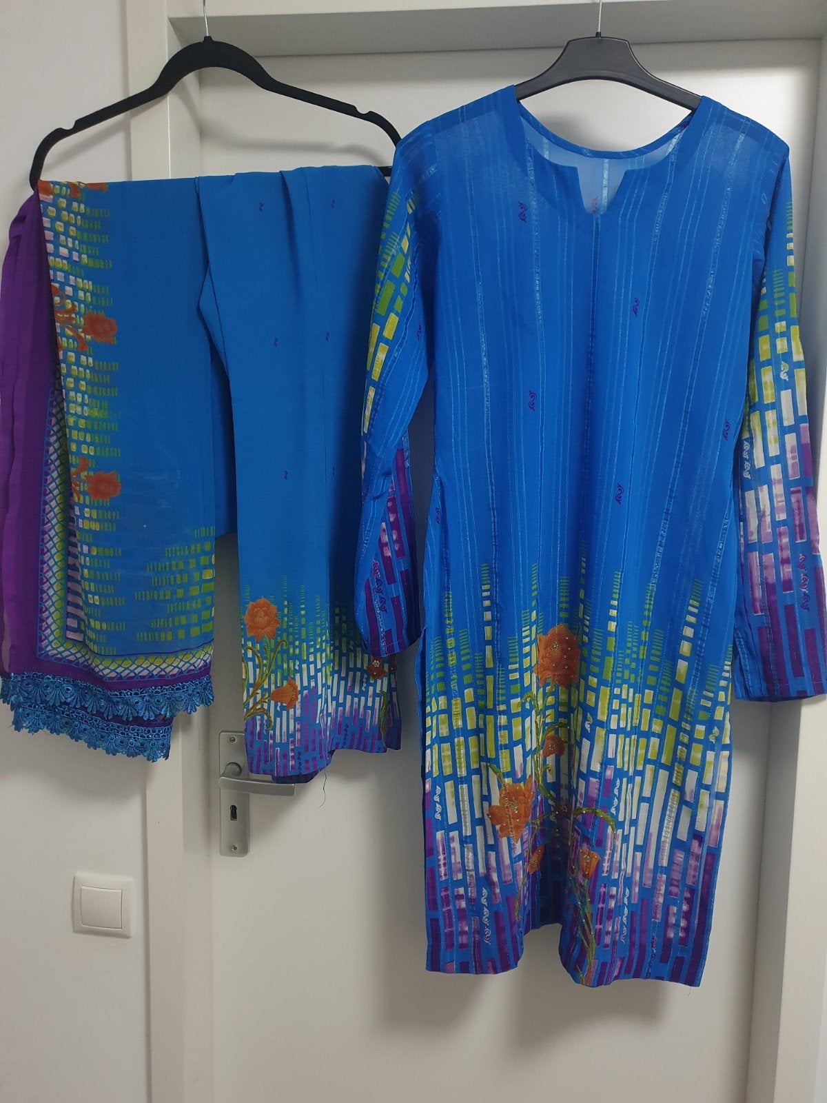Prachtige Blauwe Indiase/Pakistaanse kameez broek Maat M, Kleding | Dames, Maat 38/40 (M), Blauw, Ophalen of Verzenden, Onbekend