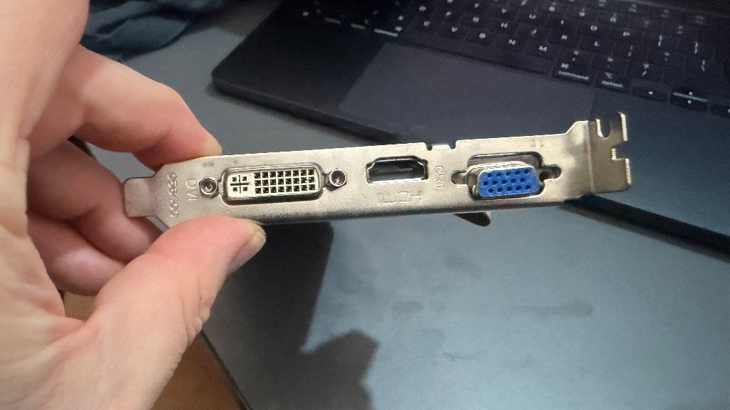 Foto 6 van Acer Aspire TC-605, i5, 250GB SSD, FireWire, GeForce GT705