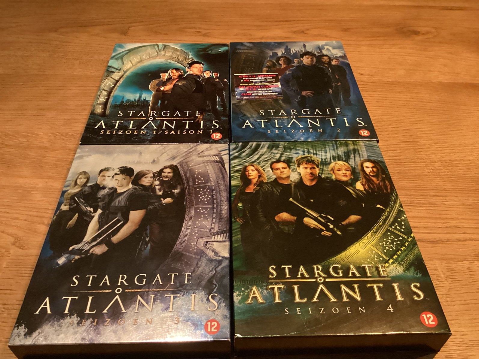 DVD collectie Stargate Atlantis seizoen 1 tm 4, Vanaf 12 jaar, Ophalen of Verzenden, Zo goed als nieuw
