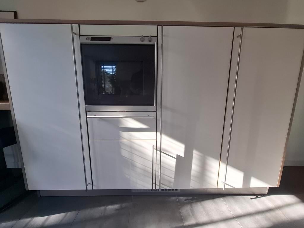 Eggersmann keukenkast, graggenau oven en miele koelkast, Huis en Inrichting, Keuken | Complete keukens, Ophalen, Gebruikt, Hoekkeuken