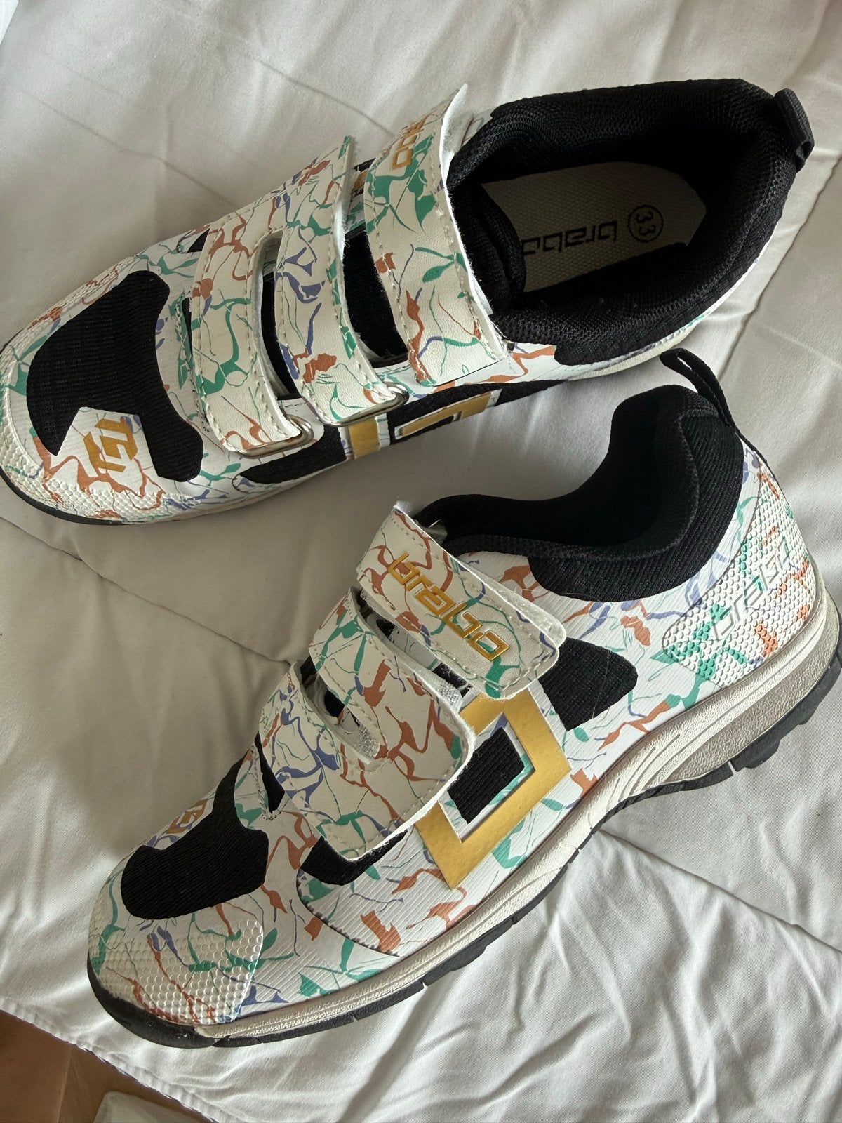 Zo goed als nieuwe Brabo hockeyschoenen - Maat 33, Ophalen, Zo goed als nieuw, Schoenen