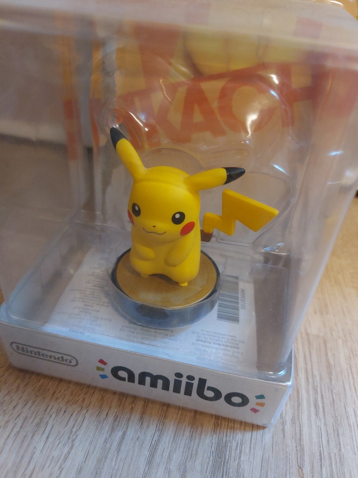 Pokemon pikachu amiibo, Ophalen of Verzenden