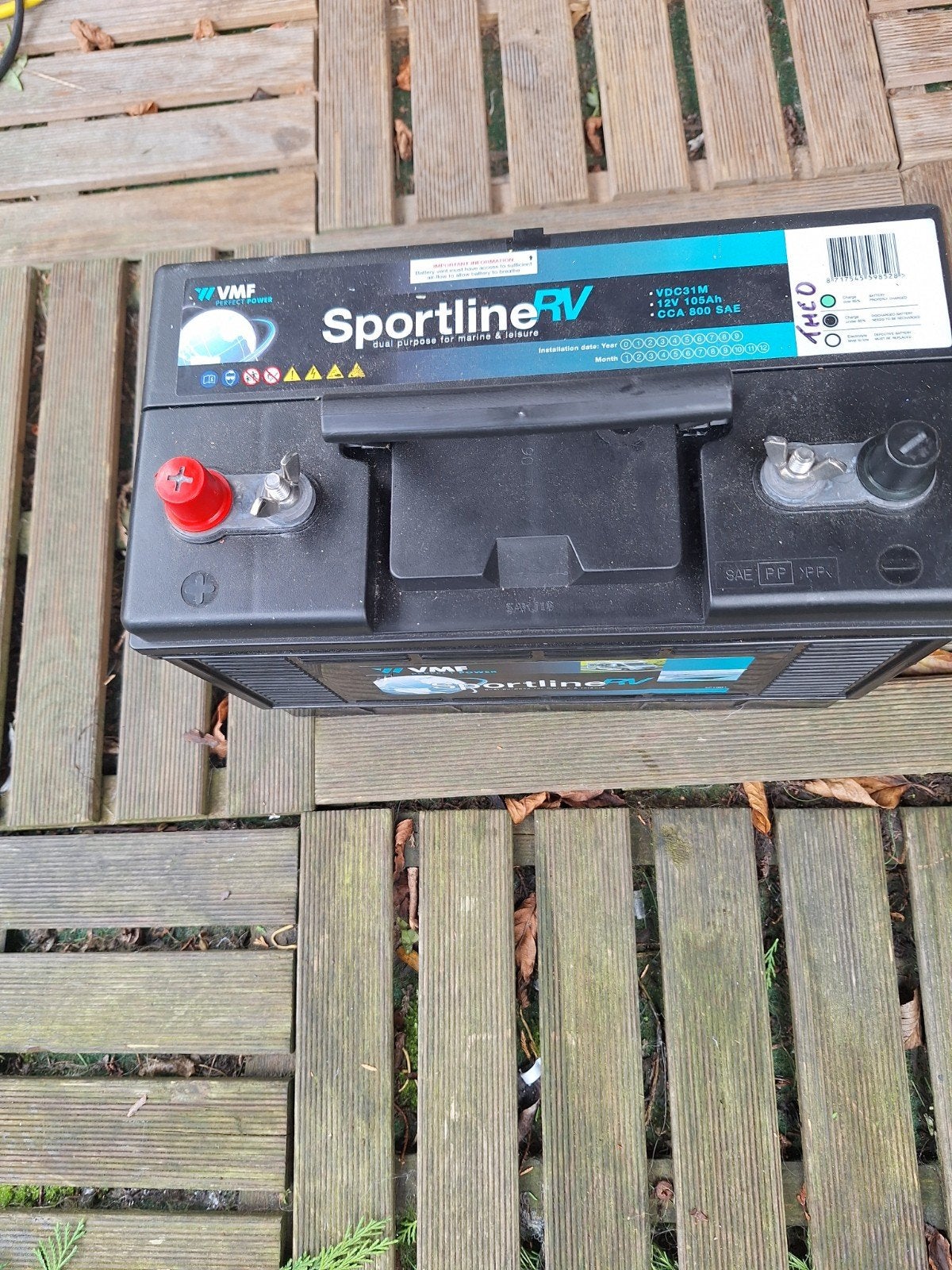 VMF Sportline RV Accu 12V 105Ah met LBC 212-10 Lader, Ophalen, Gebruikt