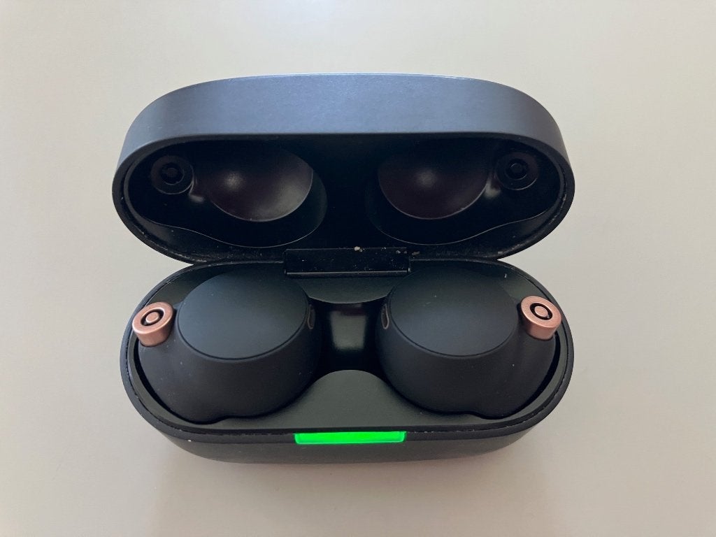 Sony WF-1000XM4 met nieuwe earbuds, Bluetooth, Refurbished, Sony, Op oor (supra aural)