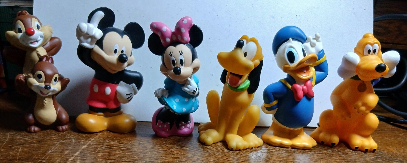 Disney  Set: Mickey, Minnie, Donald, Pluto, Knabbel &, Ophalen of Verzenden, Donald Duck, Gebruikt, Beeldje of Figuurtje