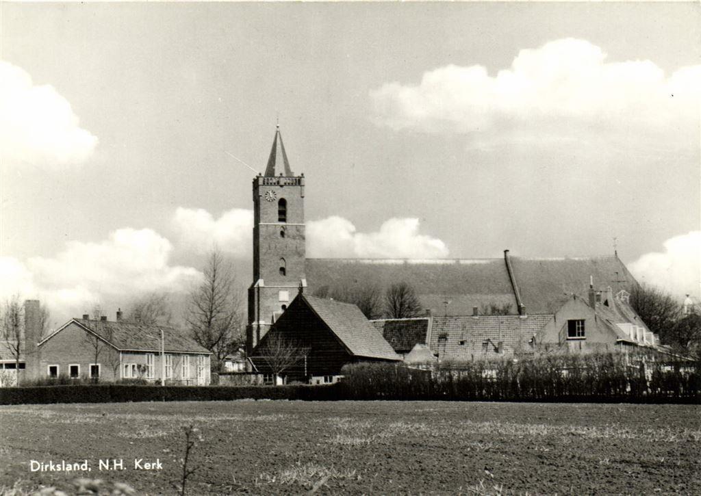 Dirksland, N.H. Kerk - ongelopen, Verzamelen, Ansichtkaarten | Nederland, Ongelopen, Noord-Brabant, Voor 1920, Ophalen of Verzenden