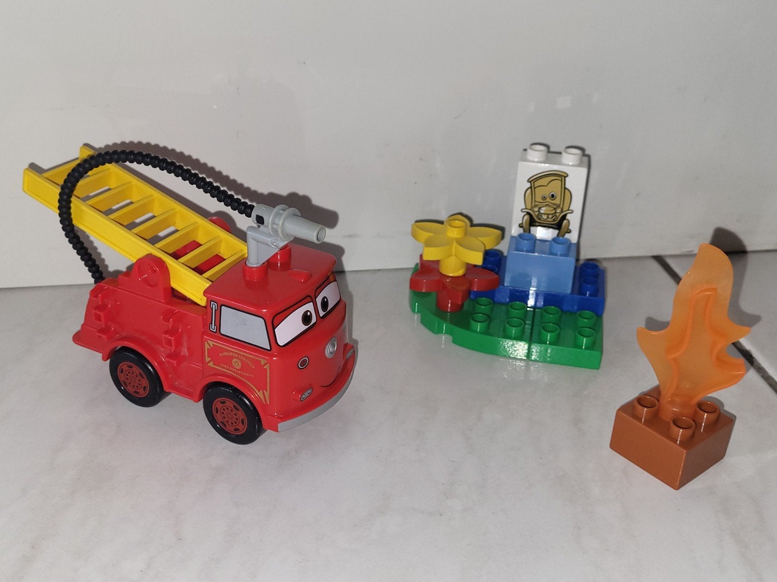 Duplo Disney Cars Red de brandweer ladderwagen, Gebruikt, Ophalen of Verzenden, Duplo, Duplo