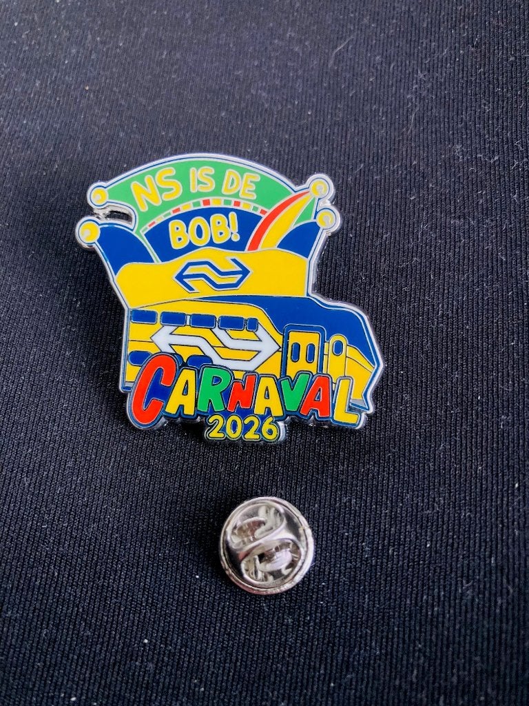 PIN NS Carnaval 2026 – NS is de Bob, Ophalen of Verzenden, Nieuw, Overige onderwerpen, Speldje of Pin