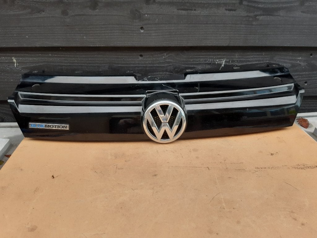 GRILLE - VOLKSWAGEN POLO 6R - Bluemotion - Met Logo /Embleem, Gebruikt, Motorkap, Verzenden, Volkswagen