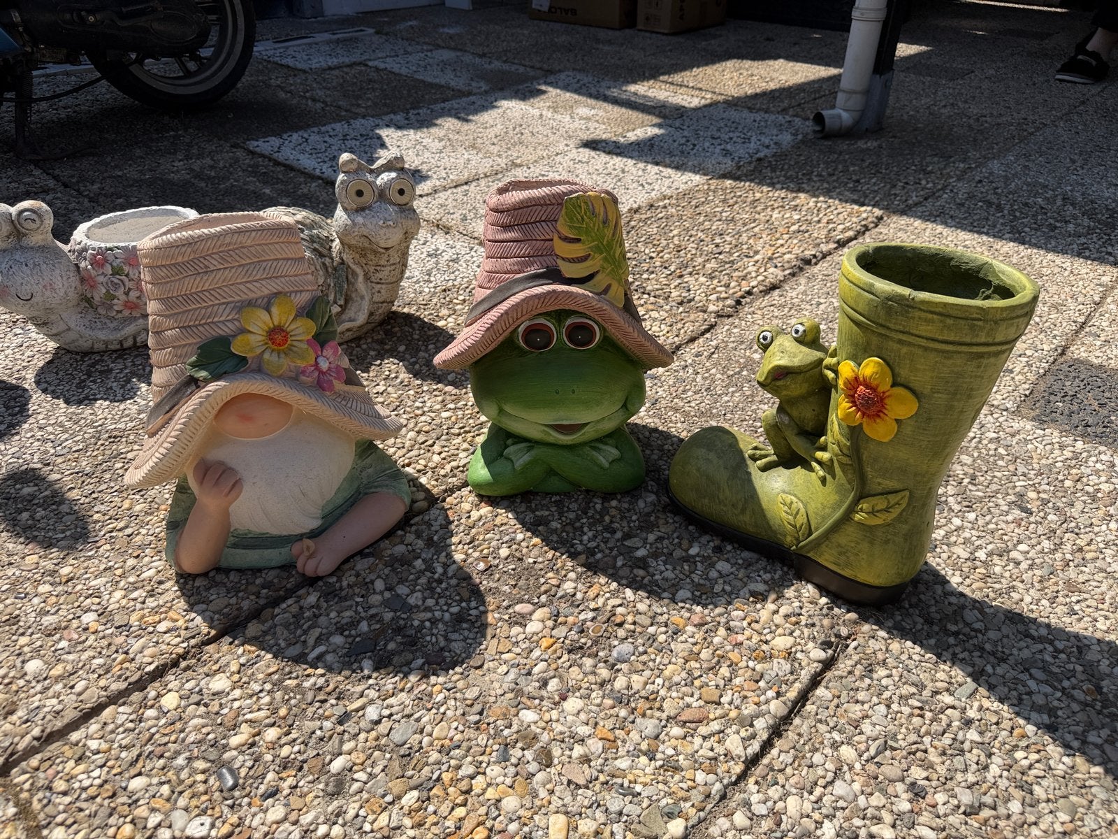 Leuke Tuinaccessoires: Beelden en Plantenpotten, Ophalen, Gebruikt, Steen, Dierenbeeld