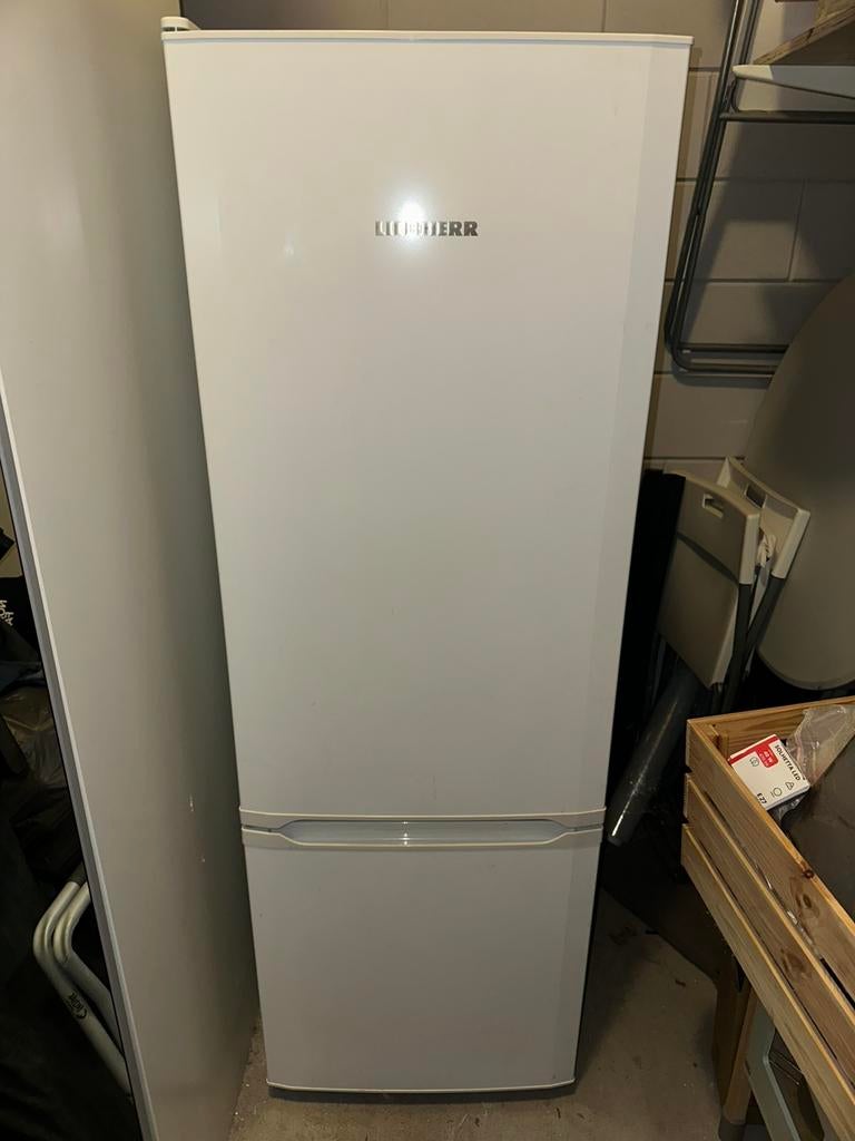 Liebherr CU2831 koelkast koelvriescombinatie, Ophalen, 200 liter of meer, Met aparte vriezer, 160 cm of meer