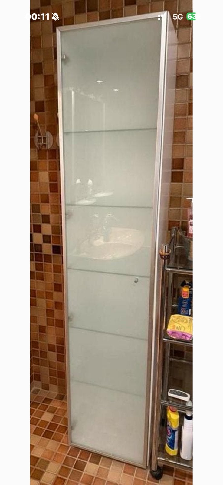 Badkamer kast met melkglas deur H212 Br45 Diep 40, Huis en Inrichting, Badkamer | Badkamermeubels, Ophalen, (Half)hoge kast, Minder dan 50 cm