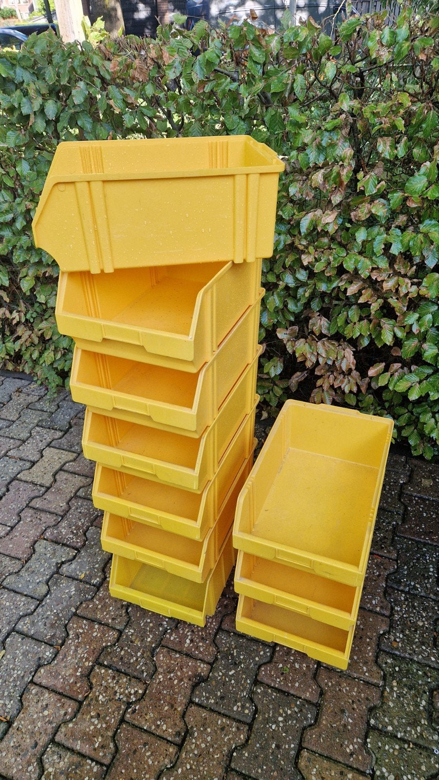 Gele stapelbakken / magazijnbakken - 9 stuks, Gebruikt, 50 tot 75 cm, Ophalen of Verzenden, Minder dan 40 cm