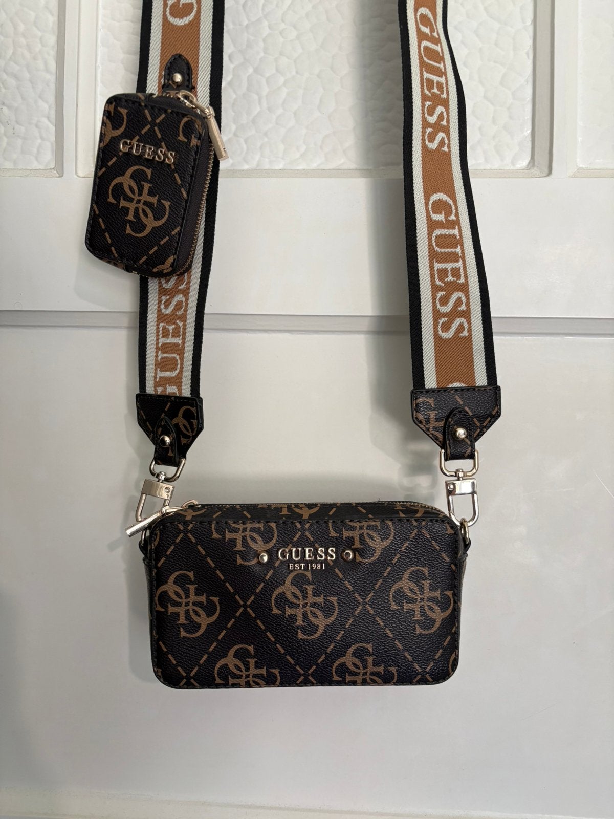 GUESS Rea Mini Bag, Ophalen of Verzenden, Zo goed als nieuw, Bruin, Overige merken
