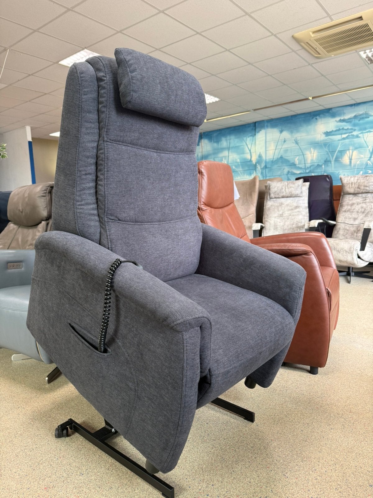 Nieuw ! Hukla sta op stoel elektrische relax fauteuil, Ophalen of Verzenden, Nieuw, Gratis bezorging regio Utrecht
