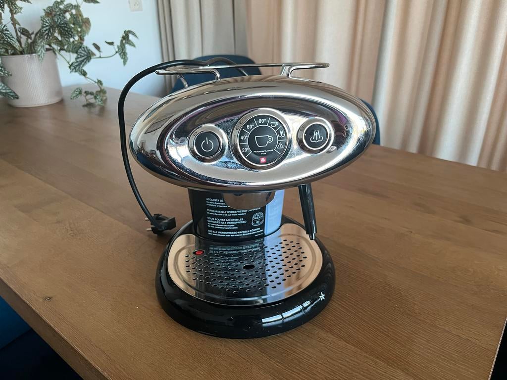 Mooie Illy espresso apparaat - Zo goed als nieuw!, Witgoed en Apparatuur, Ophalen of Verzenden, Zo goed als nieuw, Espresso apparaat