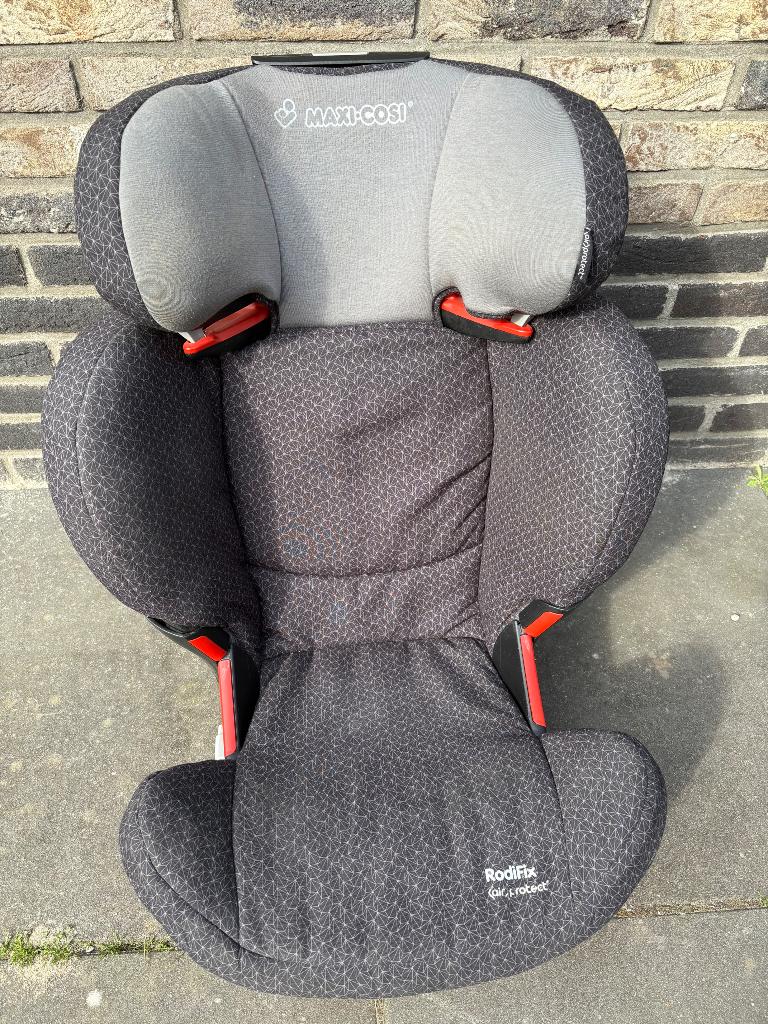 Maxi Cosi Rodifix autostoel met zomerhoes, Ophalen, Gebruikt, 15 t/m 36 kg, Verstelbare rugleuning