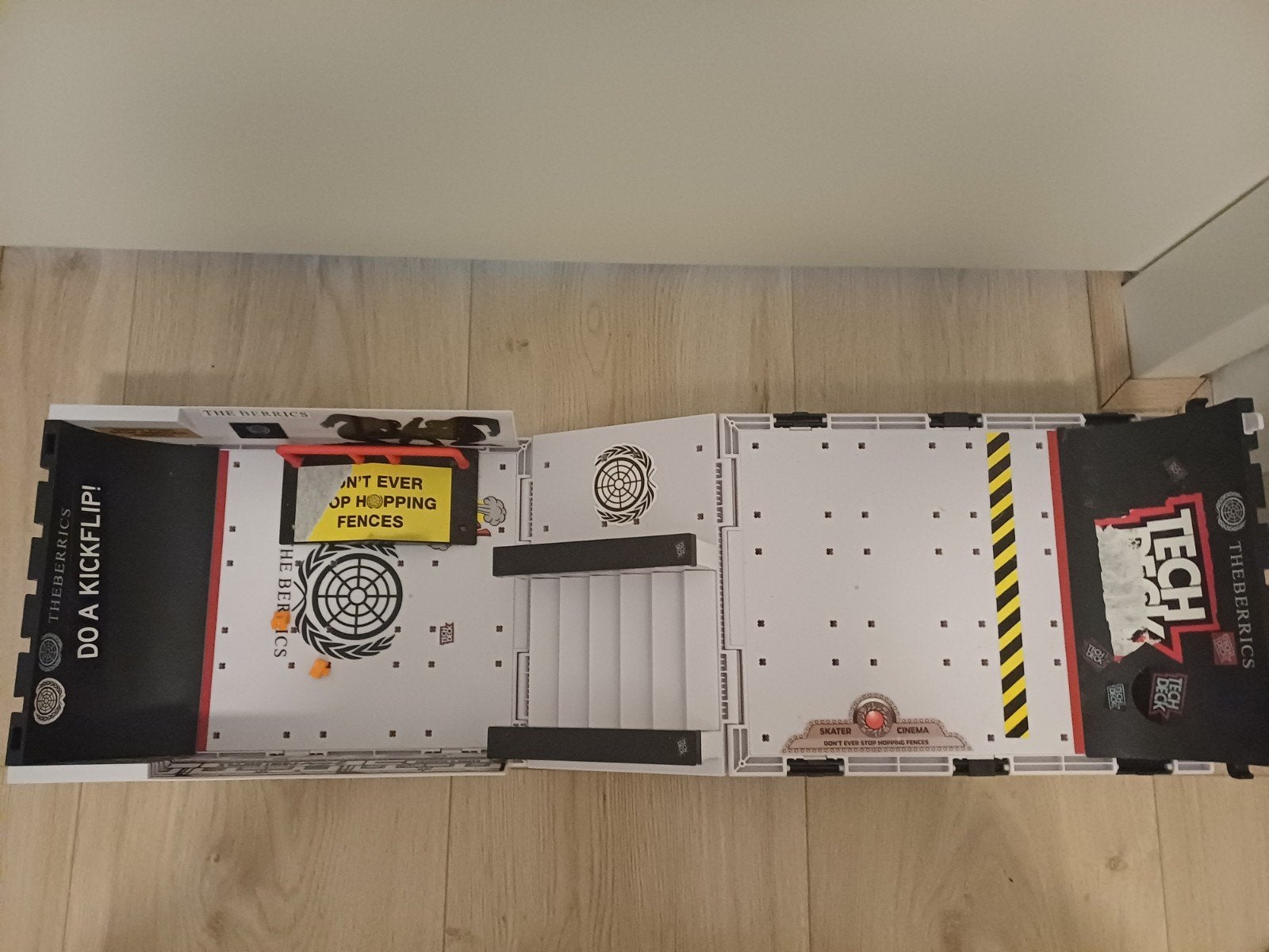 Tech Deck Fingerskatepark met Fingerboard, Ophalen of Verzenden, Gebruikt, Jongen of Meisje