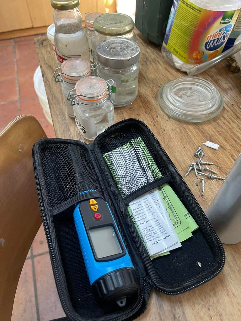 Ph-meter met  ijkvloeistoffen, Ophalen of Verzenden
