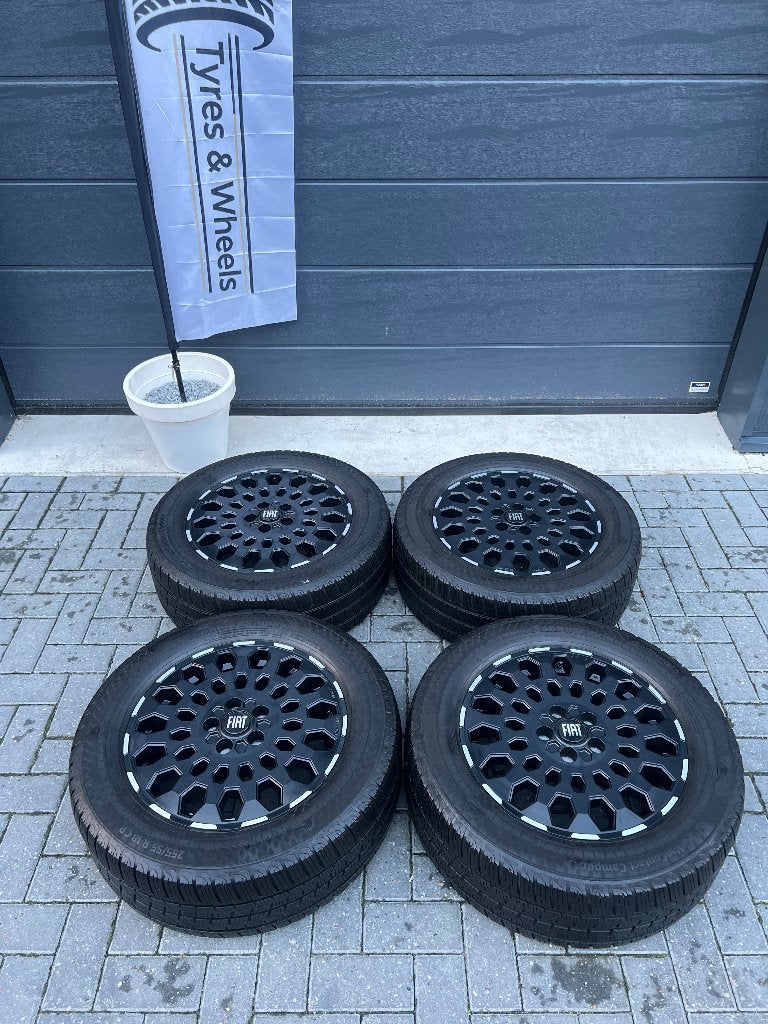 4x Fiat Ducato 5x118 Continental VanContact Camper, 18 inch, 18 inch, Bestelwagen, 255 mm, Banden en Velgen