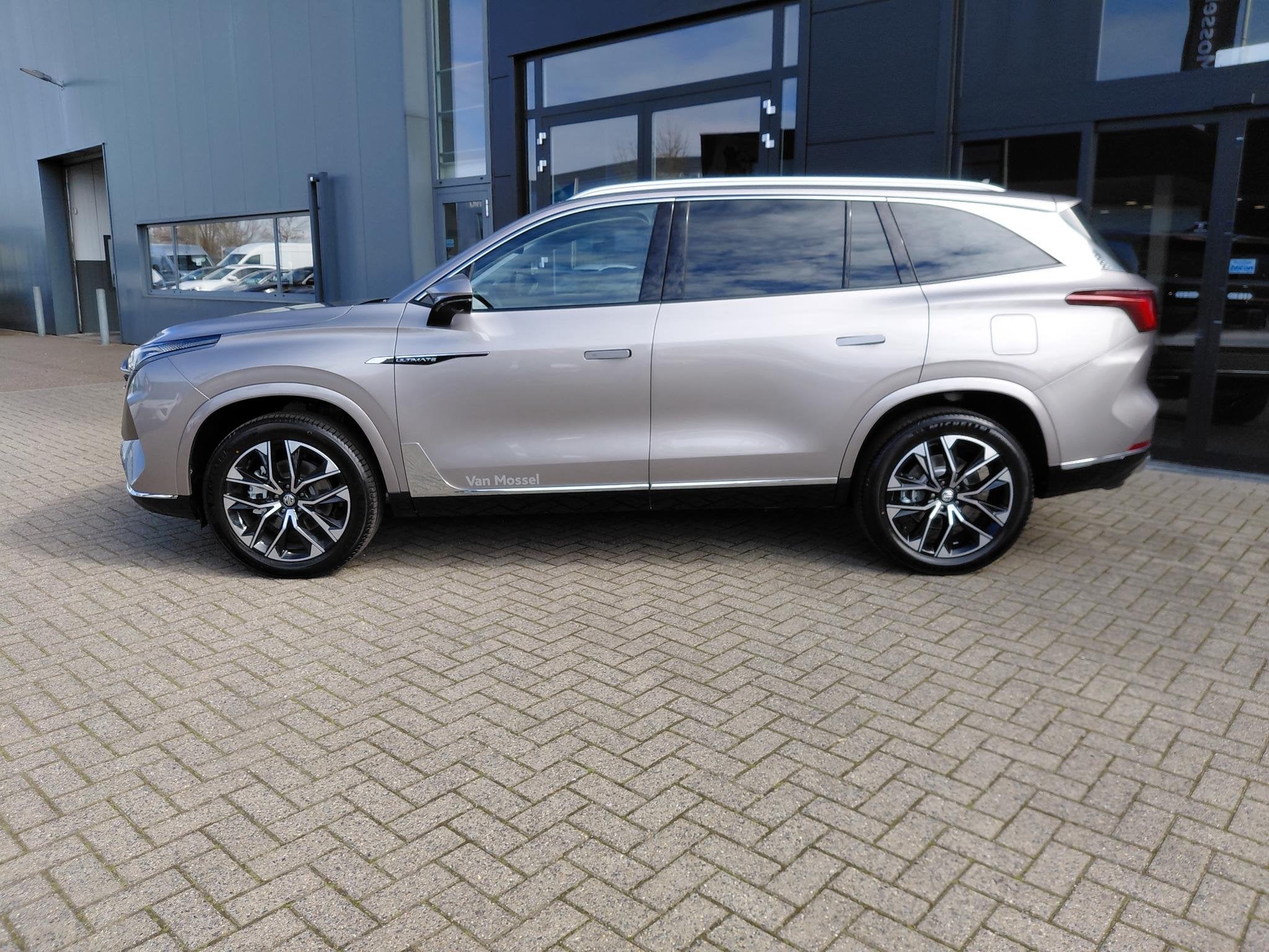 MG MGS9 1.5 Premium Plug-in Hybrid MGS9 PHEV 7-Zits Premium, 12 maanden, 4 cilinders, Bedrijf, Hybride Elektrisch/Benzine