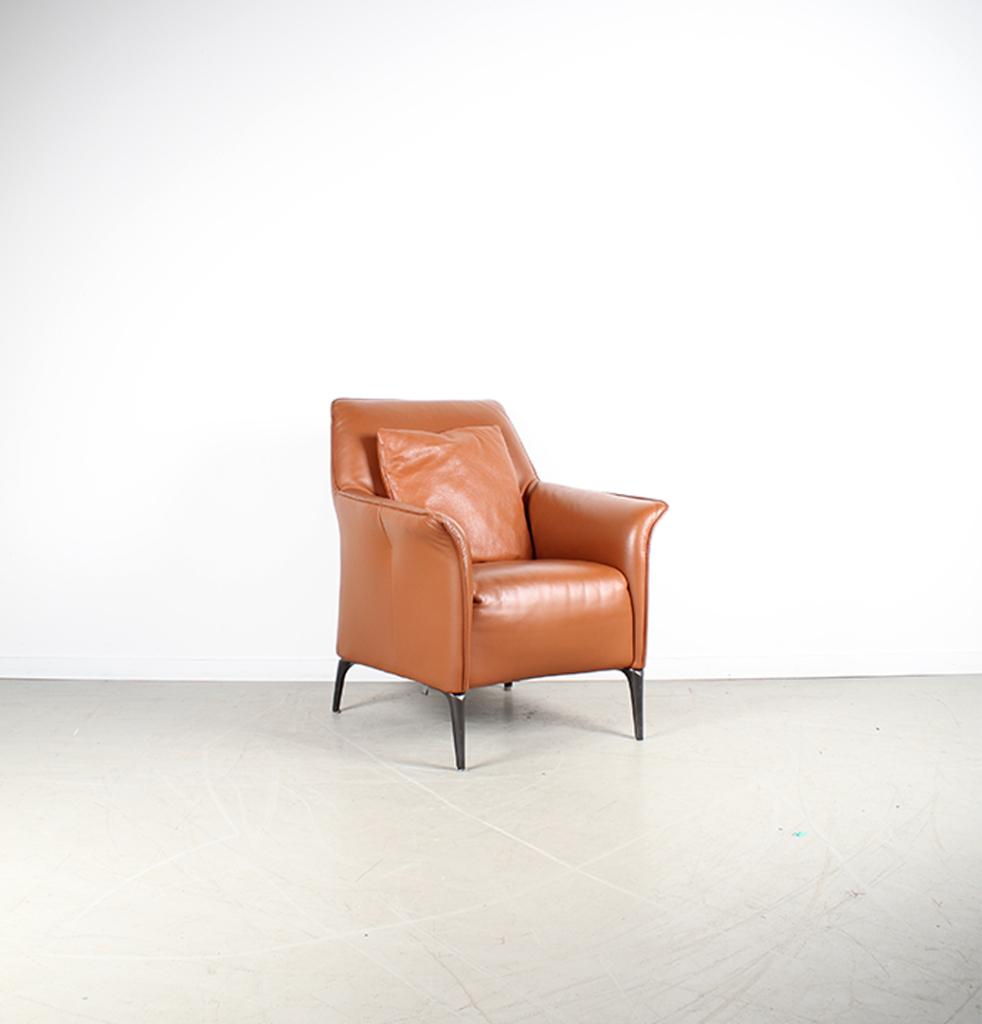 1x Leolux Mayuro Fauteuil Cognac Leer – Bruin/Antraciet, Huis en Inrichting, Fauteuils, Niet ingevuld, Minder dan 75 cm, Niet ingevuld