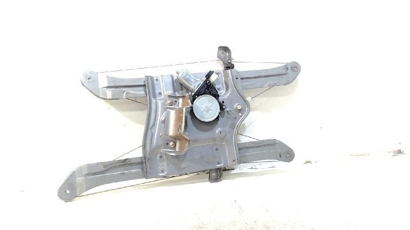 Raammechaniek elektrisch links voor Mitsubishi Grandis, Onderdelen@venauto.nl, Van der Ven Autorecycling B.V., Gebruikt, Ettenseweg 76, 4706 PB Roosendaal, The Netherlands