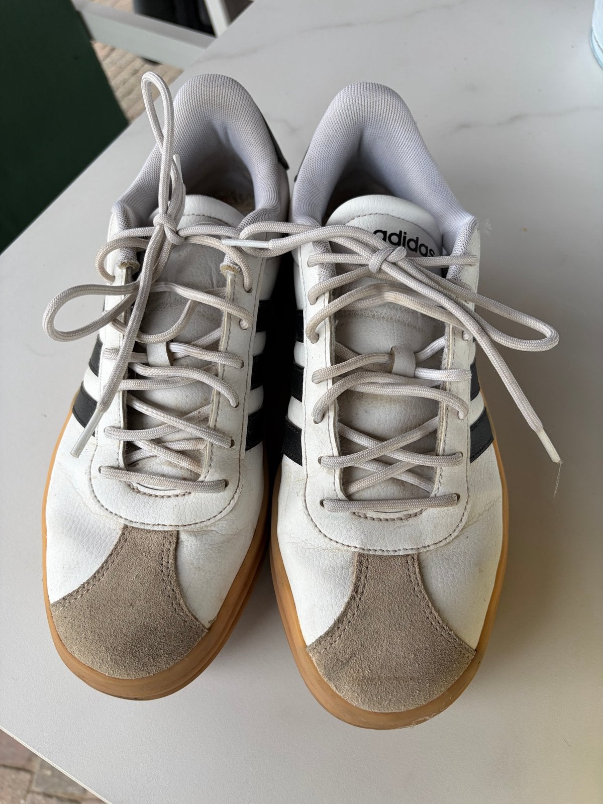 Adidas sneakers wit met zwarte strepen - Maat 42, Ophalen, Gedragen, Wit, Sneakers of Gympen