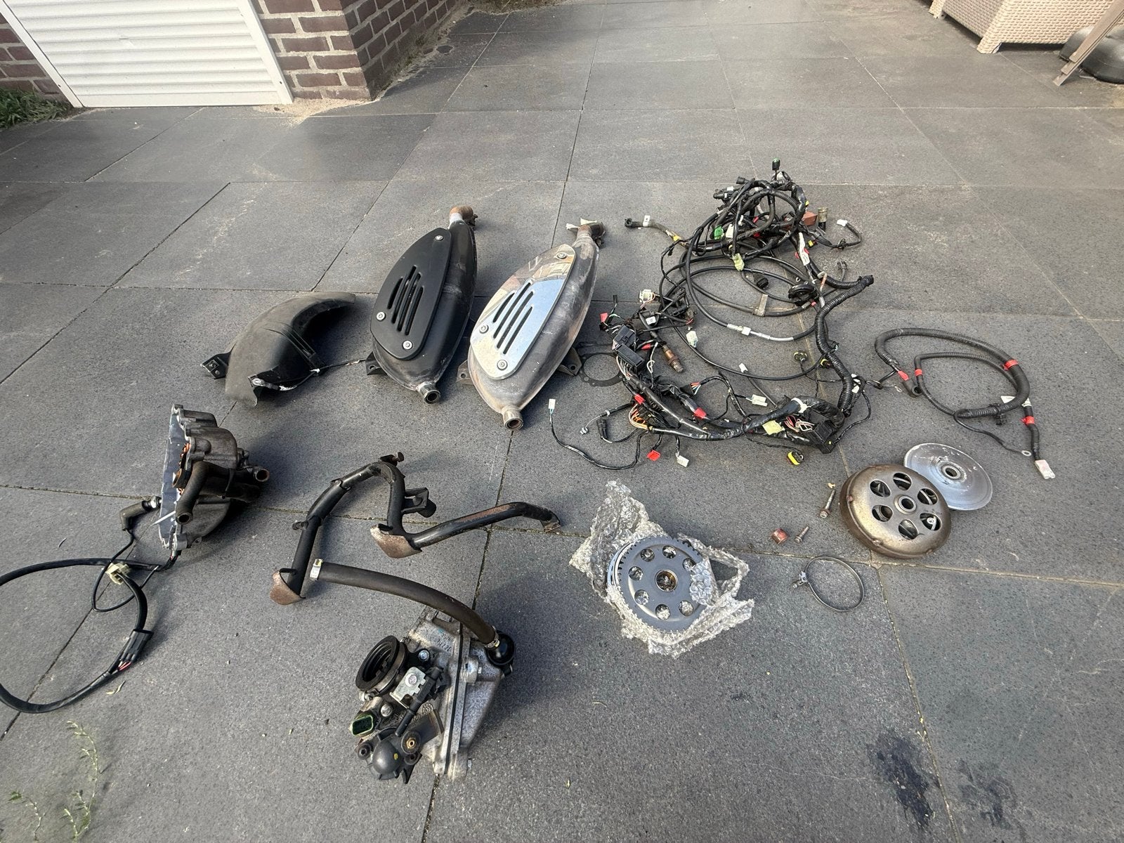Vespa 300 GTS onderdelen, Fietsen en Brommers, Brommeronderdelen | Scooters, Ophalen of Verzenden, Gebruikt, Uitlaat, Vespa