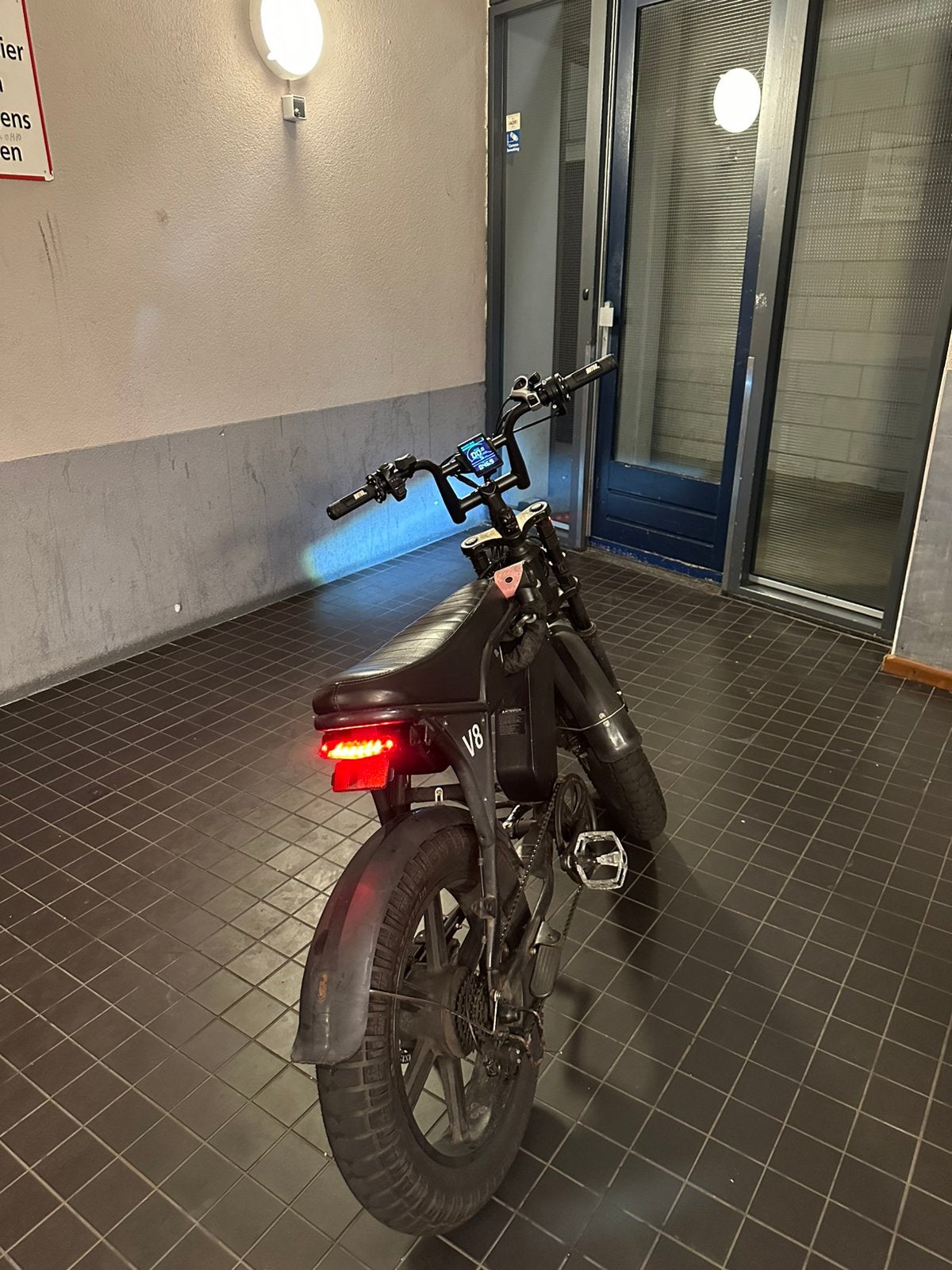 Fatbike v8, Ophalen, Zo goed als nieuw, Maximaal 25 km/u