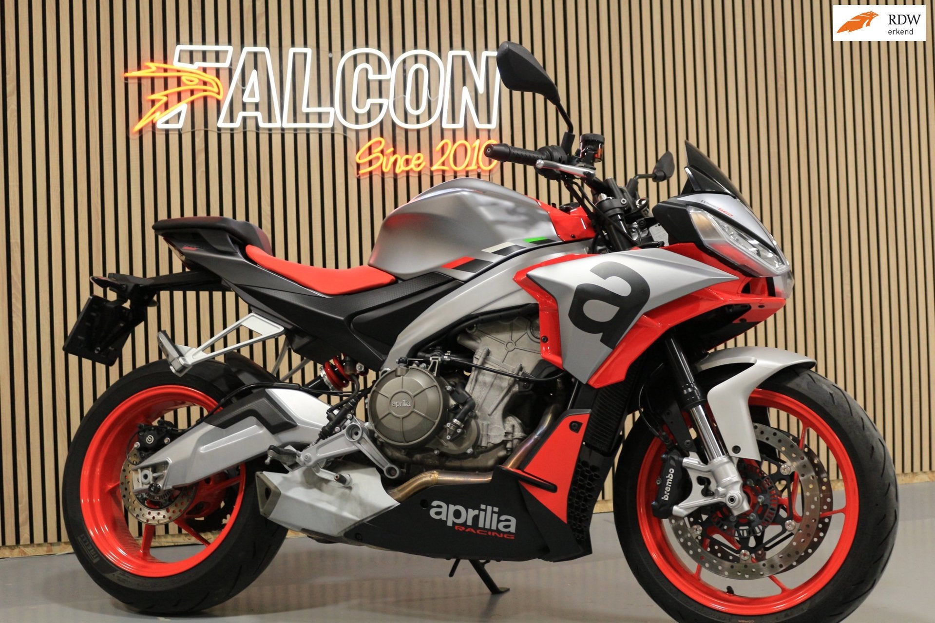 Aprilia Tuono 660 - 2022 - Quickshifter - Cruise Control, Info@piaggio.com, Meer dan 35 kW, Handgeschakeld, Gebruikt