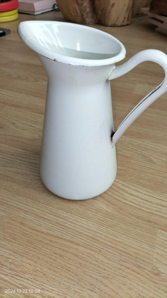 Vintage geëmailleerde kan - Wit, Antiek en Kunst, Antiek | Emaille, Ophalen of Verzenden